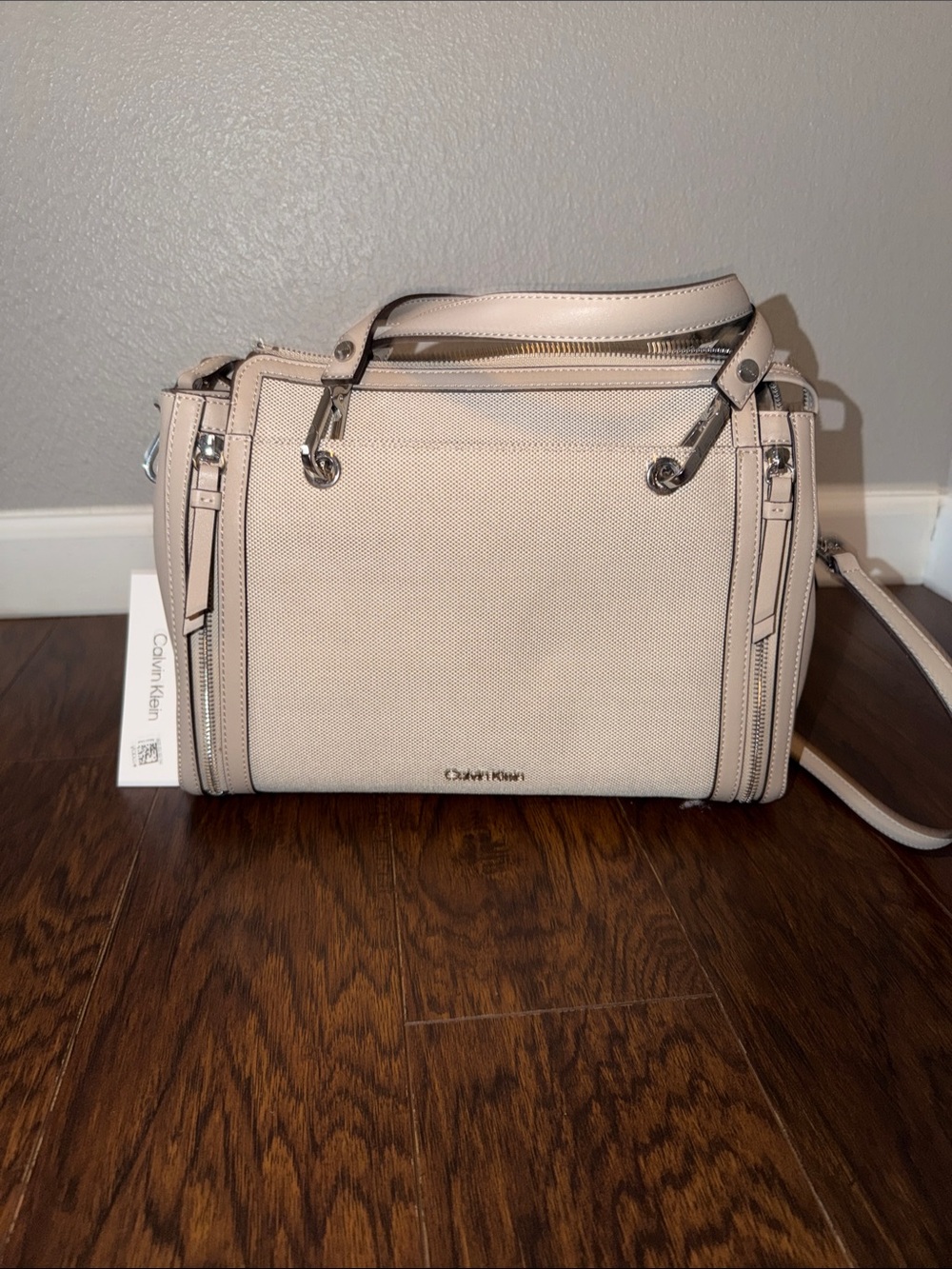 Calvin Klein NEW| Garnet Signature Triple Compartment Top Zipper Satchel Tote